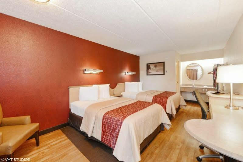 Red Roof Inn Tampa Fairgrounds - Casino Mango Buitenkant foto